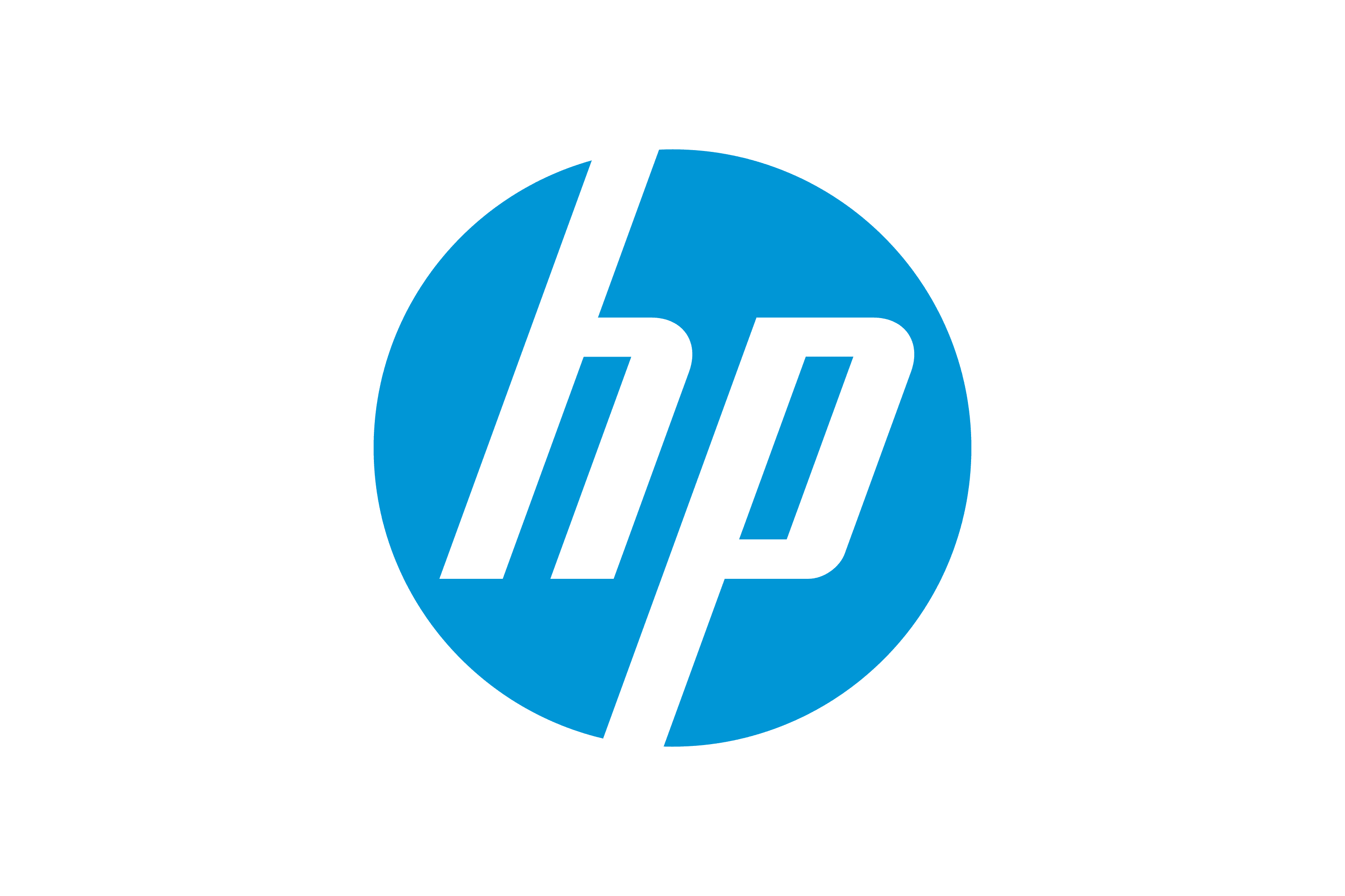HP logo — authorized technology partner of VertiLinks UAE